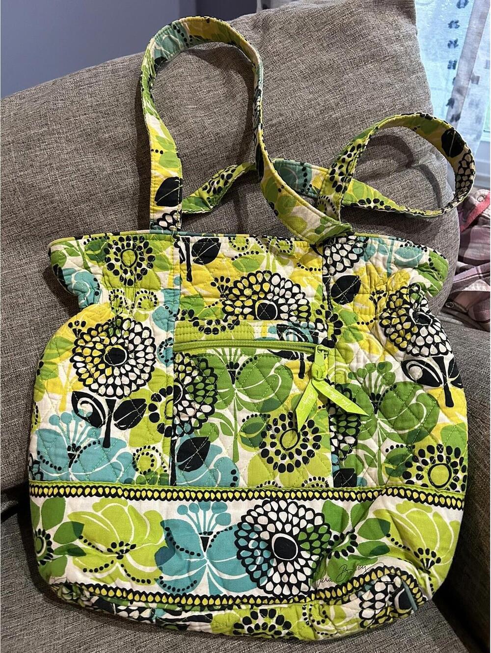 Vera Bradley Laura Bag In Limes Up Pattern Retired Shoulder Bag Purse